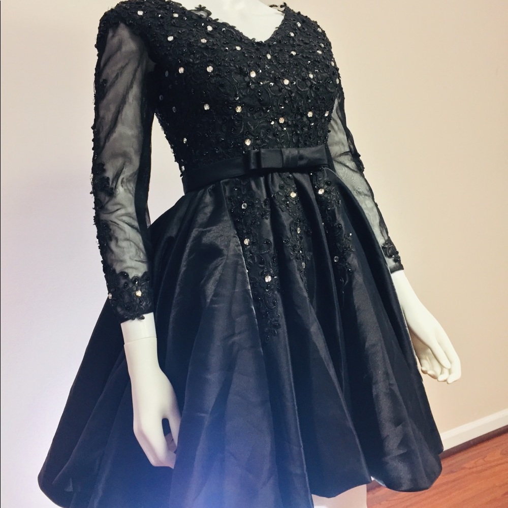 💃🏻 Prom Dress - Picture 3 of 6